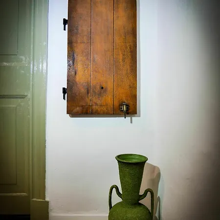 Daire Corfu Old Town Traditional House *